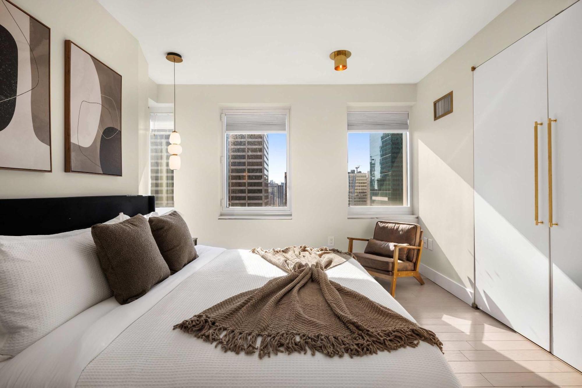 Apartamento Rare Luxurious 1 Block From Time Square Nova York